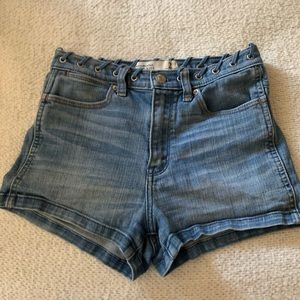HIGH RISE SHORTS